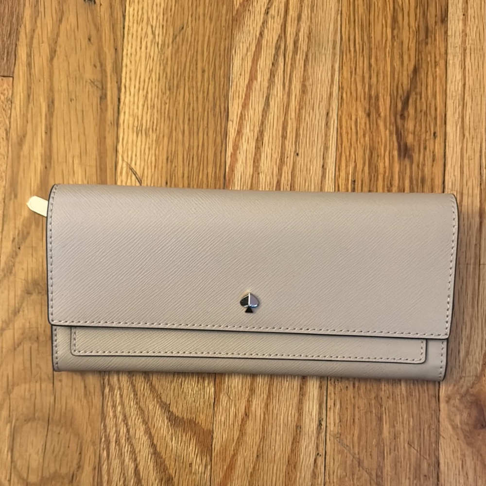 Kate Spade Beige Wallet